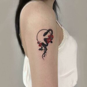 Hình Xăm Con Rắn: Sự Quyến Rũ của Tattoo Rắn