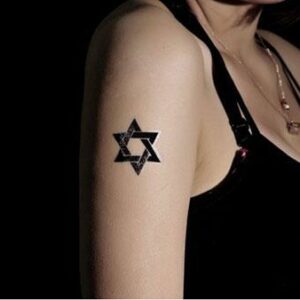 Hình xăm ngôi sao mang những ý nghĩa gì | Tattoo - Ý Nghĩa Hình Xăm - Hình Xăm Đẹp - Xăm Hình Nghệ Thuật