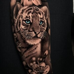 Best Tiger Tattoo Designs On The Lower Arm