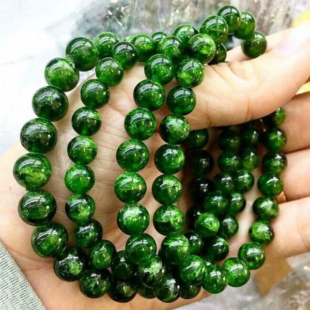 Vòng tay đá phong thuỷ Diopside xanh lá cây