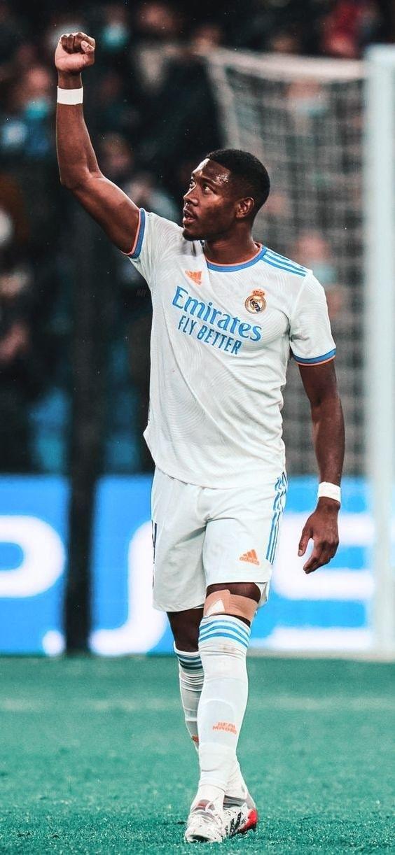 David Alaba: Từ Hậu Vệ Cánh Trái Trở Thành Trung Vệ Số 1 Real Madrid