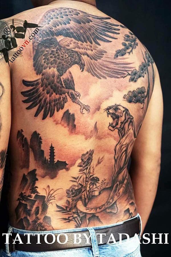 Hình xăm hổ và đại bàng của Tadashi Tattoo