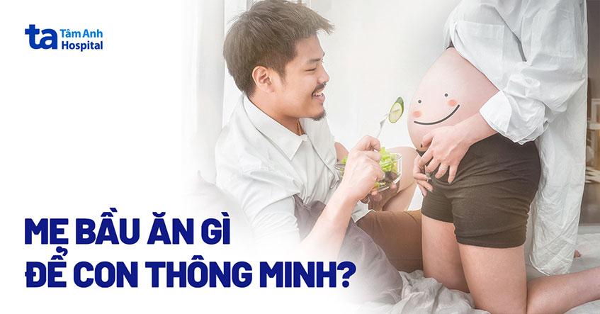 Các loại cá béo như cá hồi cung cấp nhiều axit béo omega-3 DHA tốt cho sự phát triển trí não của bé.