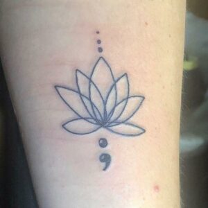 Hoa sen và Điểm chấm Tattoo Ý nghĩa [Được giải thích]